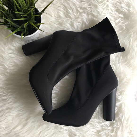 Cape Robbin Shoes - | new | sleek black bootie